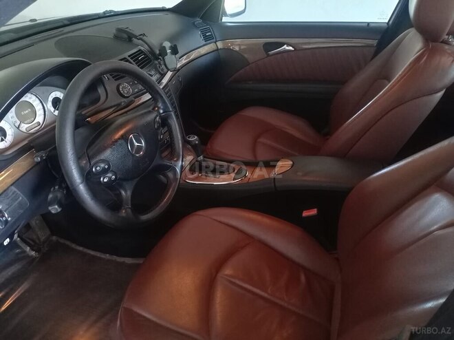Mercedes E 280 2008, 295,000 km - 3.0 l - Masallı
