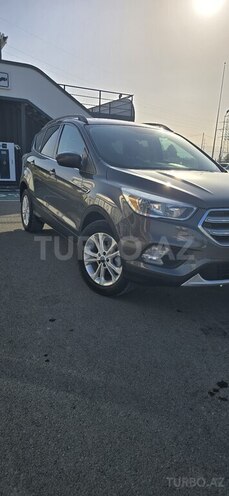 Ford Escape 2017, 204,000 km - 1.5 l - Gəncə
