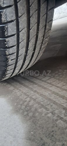 Hyundai Elantra 2001, 250,000 km - 2.0 l - Şəmkir