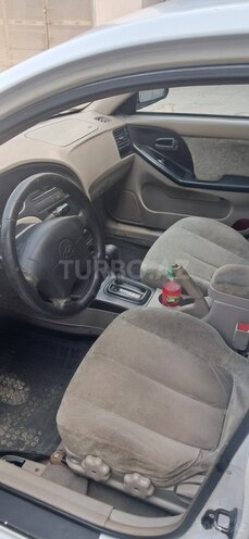 Hyundai Elantra 2001, 250,000 km - 2.0 l - Şəmkir