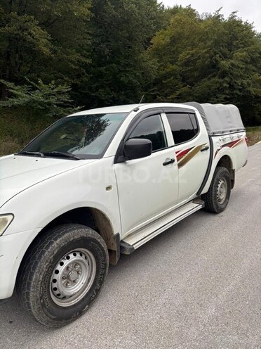 Mitsubishi L200 2014, 349,130 km - 2.5 l - Göygöl