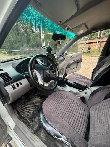 Mitsubishi L200 2014, 349,130 km - 2.5 l - Göygöl