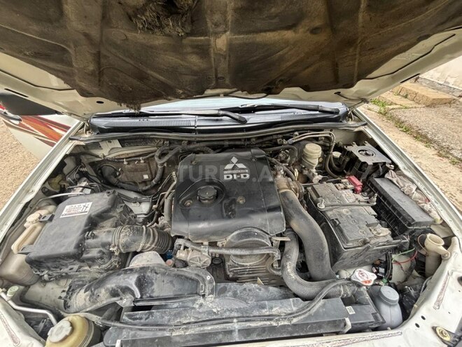 Mitsubishi L200 2014, 349,130 km - 2.5 l - Göygöl