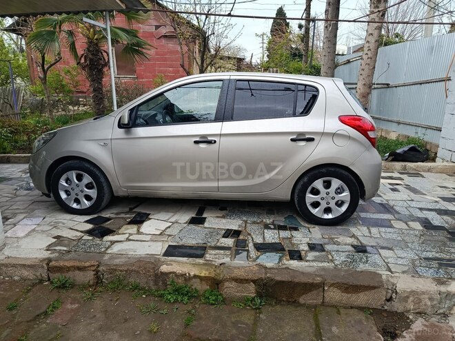 Hyundai i20 2010, 180,112 km - 1.4 l - Gəncə