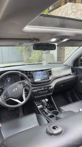 Hyundai Tucson 2016, 350,000 km - 1.7 l - Bakı
