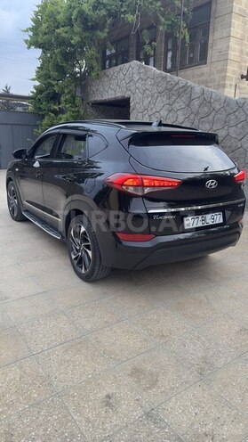 Hyundai Tucson 2016, 350,000 km - 1.7 l - Bakı