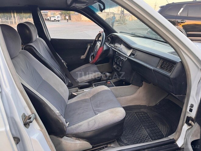 Mercedes 190 1987, 525,365 km - 2.0 l - Sumqayıt