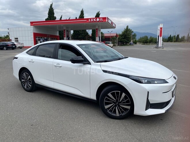 Changan Qiyuan A05 2024, 135,000 km - 1.5 л - Göygöl