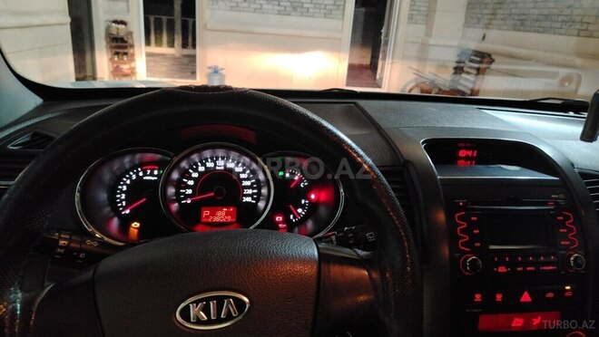 Kia Sorento 2011, 238,029 km - 2.4 l - Göyçay