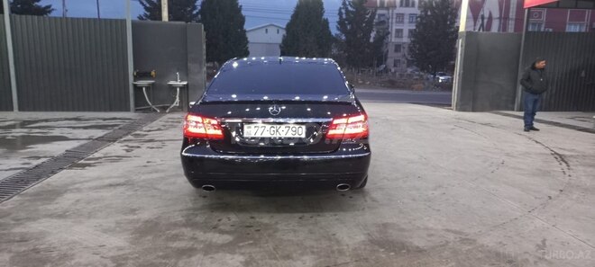 Mercedes E 350 4MATIC 2010, 180,000 km - 3.5 l - Şəmkir
