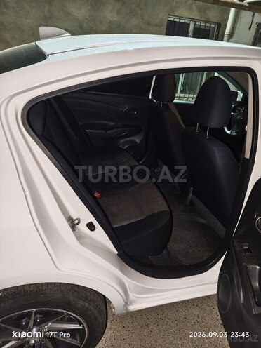 Nissan Latio 2015, 170,000 km - 1.2 l - Bakı