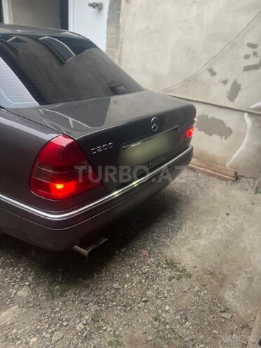 Mercedes C 200 1995, 700,000 km - 2.0 l - Bakı