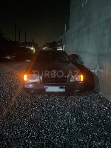 Mercedes C 200 1995, 700,000 km - 2.0 l - Bakı