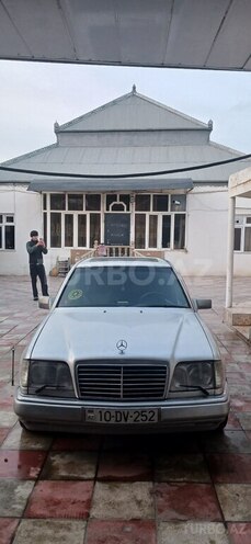 Mercedes 190 1993, 272,420 km - 2.0 l - Gəncə