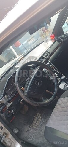 Mercedes 190 1993, 272,420 km - 2.0 l - Gəncə