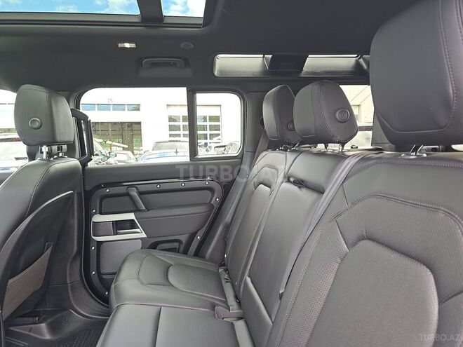 Land Rover Defender 2024, 74,030 km - 2.0 l - Bakı
