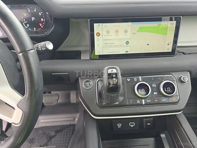 Land Rover Defender 2024, 74,030 km - 2.0 l - Bakı