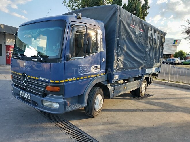 Mercedes Atego 815 1998, 699,758 km - 4.3 л - Gəncə