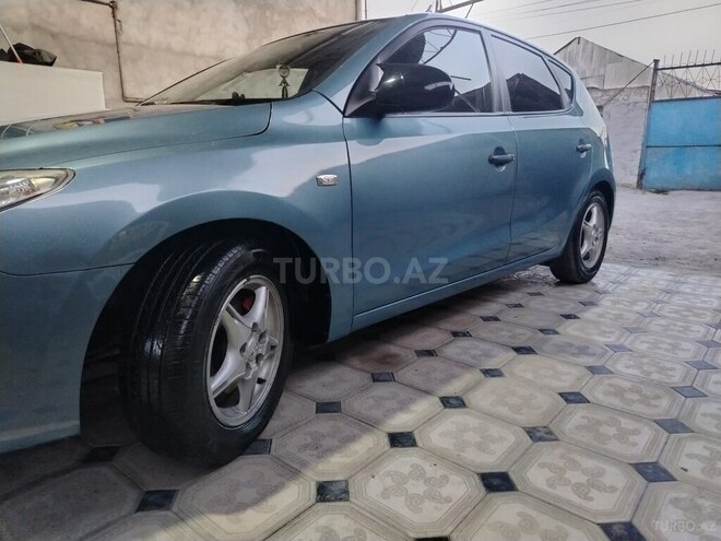 Hyundai i30 2008, 236,000 km - 1.4 l - Ağdaş