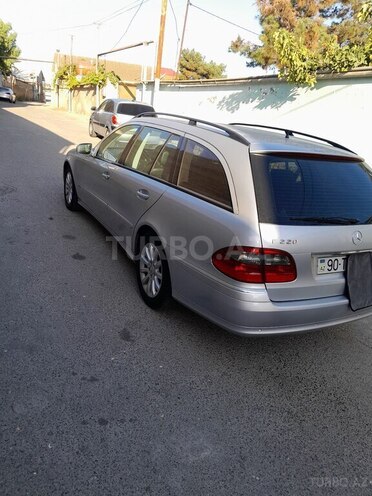 Mercedes E 220 2006, 285,000 km - 2.2 l - Bakı