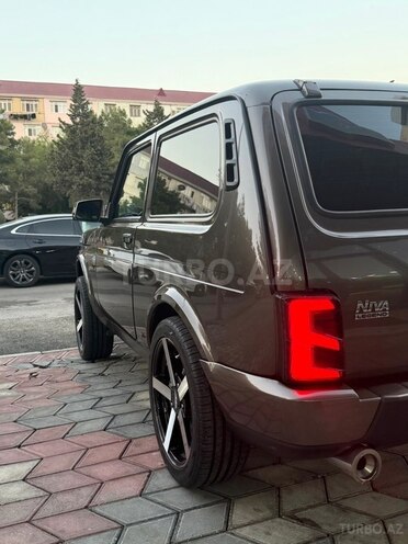 LADA (VAZ) Niva 2025, 21,000 km - 1.7 л - Sumqayıt