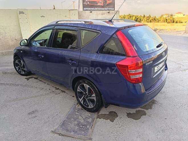 Kia  2009, 279,600 km - 1.4 l - Bakı