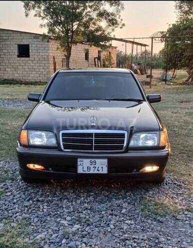 Mercedes C 220 1995, 348,000 km - 2.2 l - Saatlı