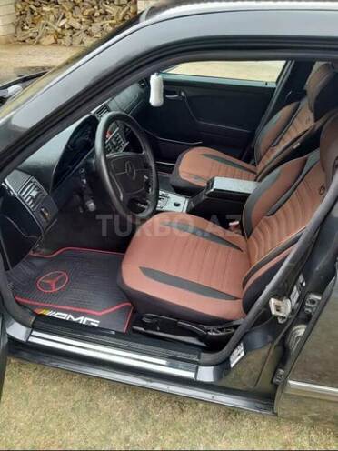 Mercedes C 220 1995, 348,000 km - 2.2 l - Saatlı