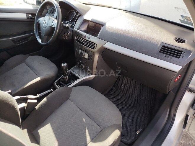 Opel Astra 2006, 450,000 km - 1.3 l - Bakı