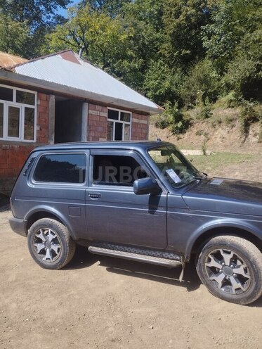 LADA (VAZ) Niva 2019, 87,000 km - 1.7 l - Lerik