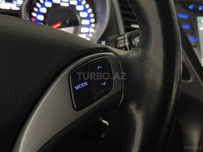 Hyundai Elantra 2015, 102,000 km - 1.6 л - Bakı