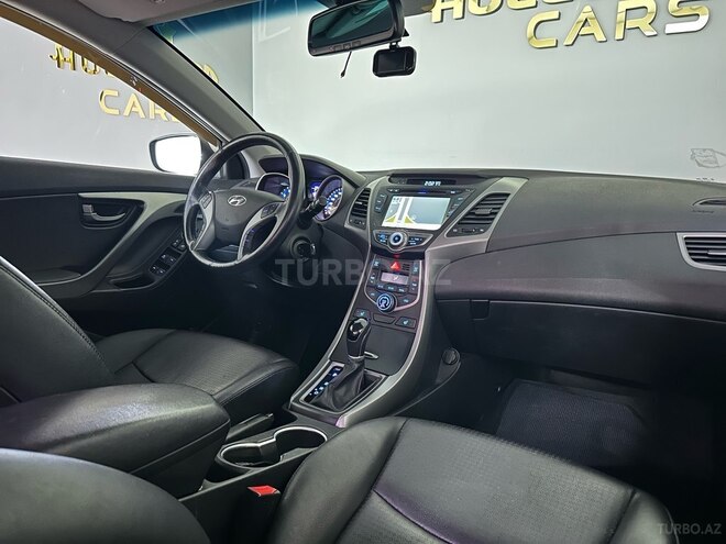 Hyundai Elantra 2015, 102,000 km - 1.6 л - Bakı