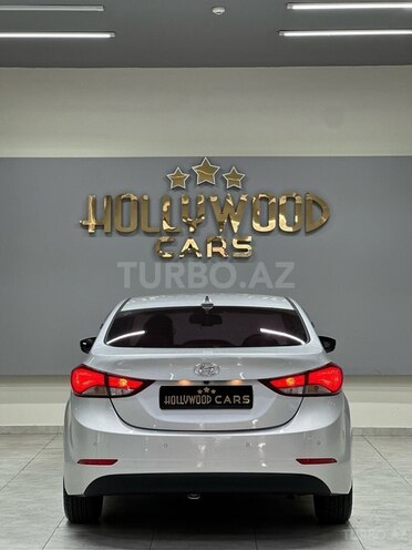 Hyundai Elantra 2015, 102,000 km - 1.6 л - Bakı