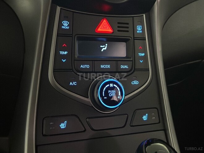Hyundai Elantra 2015, 102,000 km - 1.6 л - Bakı