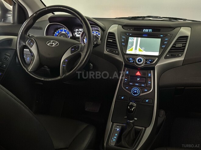 Hyundai Elantra 2015, 102,000 km - 1.6 л - Bakı