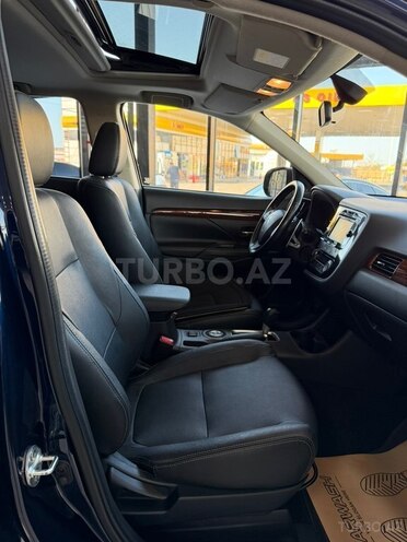 Mitsubishi Outlander 2014, 48,998 km - 2.4 l - Sumqayıt