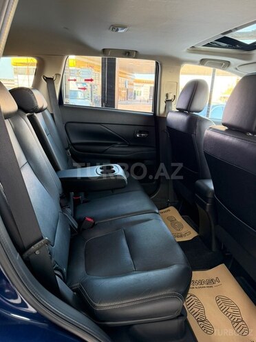 Mitsubishi Outlander 2014, 48,998 km - 2.4 l - Sumqayıt
