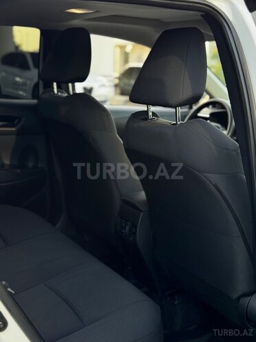 Toyota Corolla Cross 2025, 23,000 km - 2.0 l - Bakı