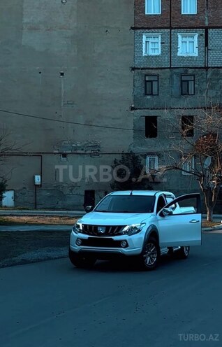 Mitsubishi L200 2018, 389,841 km - 2.5 л - Gəncə