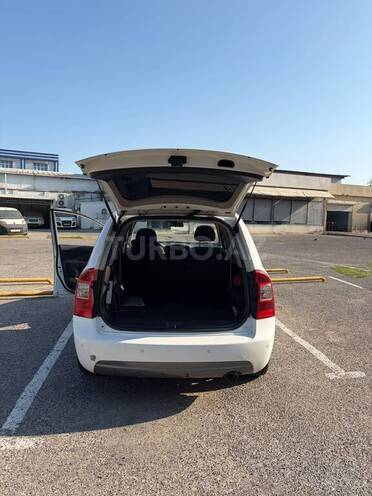 Kia Carens 2011, 201,000 km - 2.0 l - Bakı