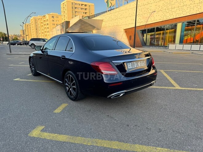 Mercedes E 220 d 2016, 165,000 km - 2.1 л - Bakı