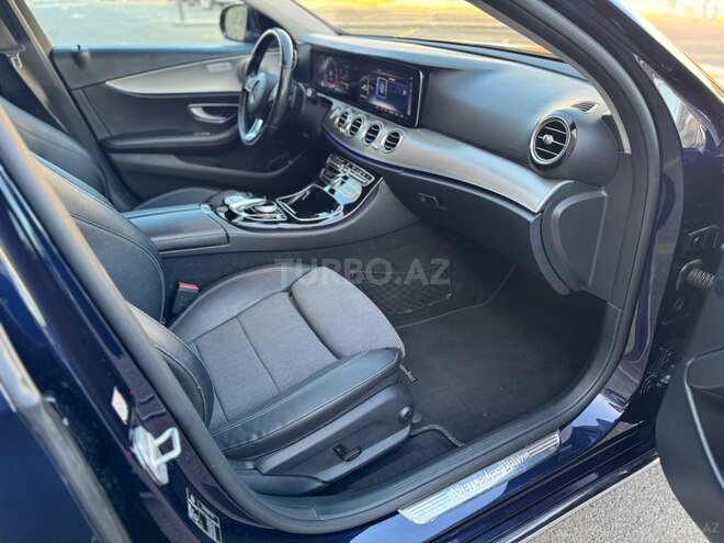 Mercedes E 220 d 2016, 165,000 km - 2.1 л - Bakı