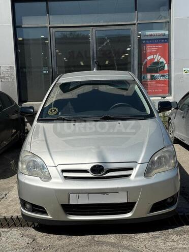 Toyota Corolla 2004, 275,000 km - 1.4 l - Bakı