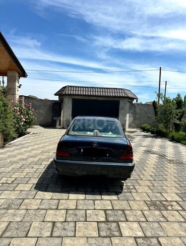 Mercedes C 240 1997, 450,000 km - 2.4 l - Masallı