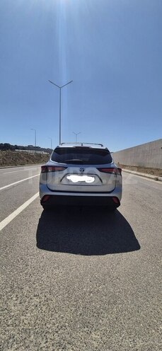 Toyota Highlander 2023, 74,000 km - 2.5 l - Bakı