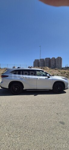 Toyota Highlander 2023, 74,000 km - 2.5 l - Bakı