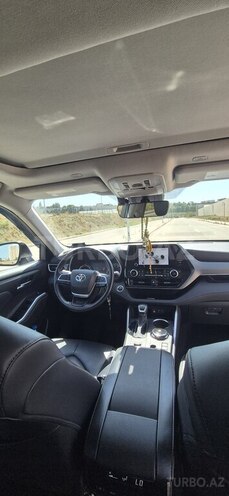 Toyota Highlander 2023, 74,000 km - 2.5 l - Bakı