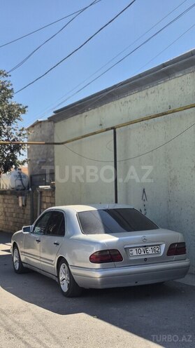 Mercedes E 230 1995, 380,000 km - 2.3 l - Bakı