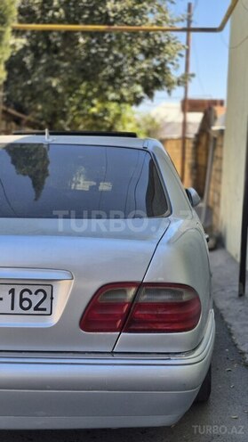 Mercedes E 230 1995, 380,000 km - 2.3 l - Bakı