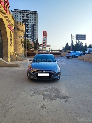 Hyundai Elantra 2019, 129,837 km - 2.0 l - Bakı